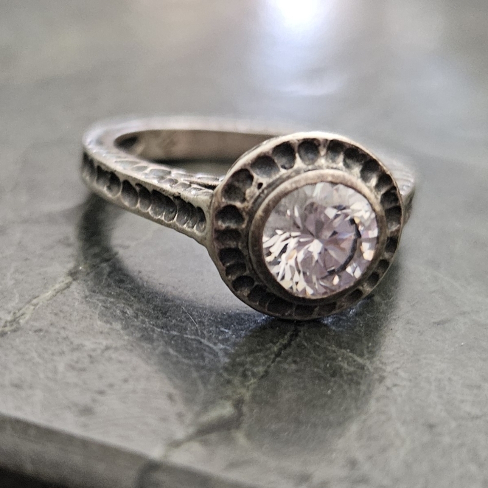 Silpada .925 Sterling Silver Perfect Bliss Ring, Size 6 R2076